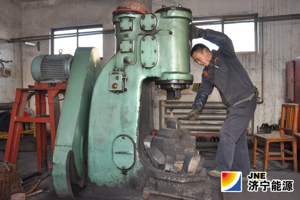 义桥煤矿锻造道钉&nbsp;年节约成本15万元