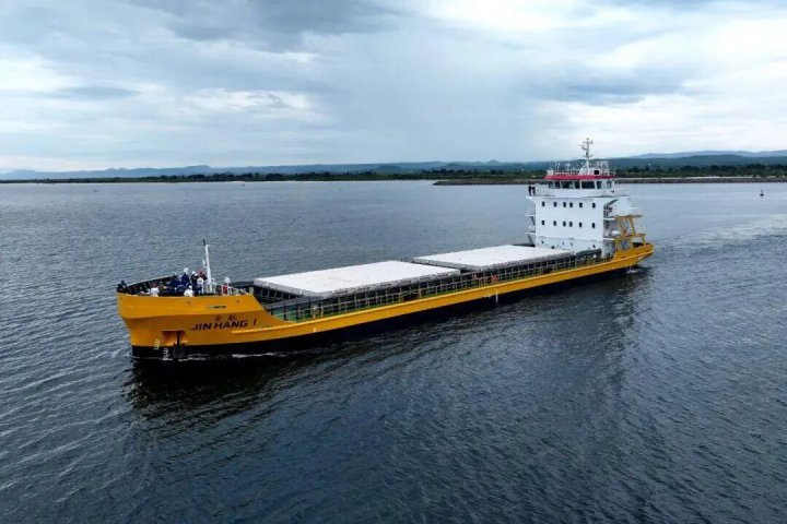 新能船业超额完成2025年度交船任务