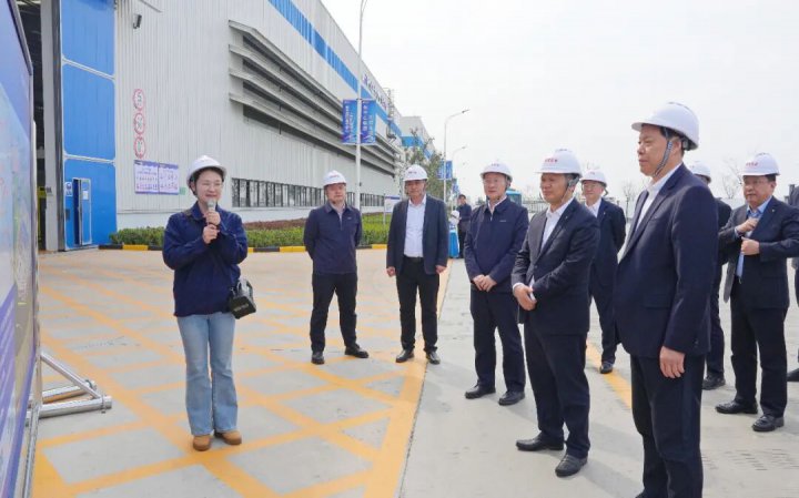 建设银行山东省分行到万搏平台-万搏(中国)一站式服务平台
调研